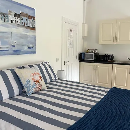 Mcgrath's Bar & * Causeway